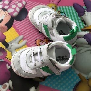 Baby shoes